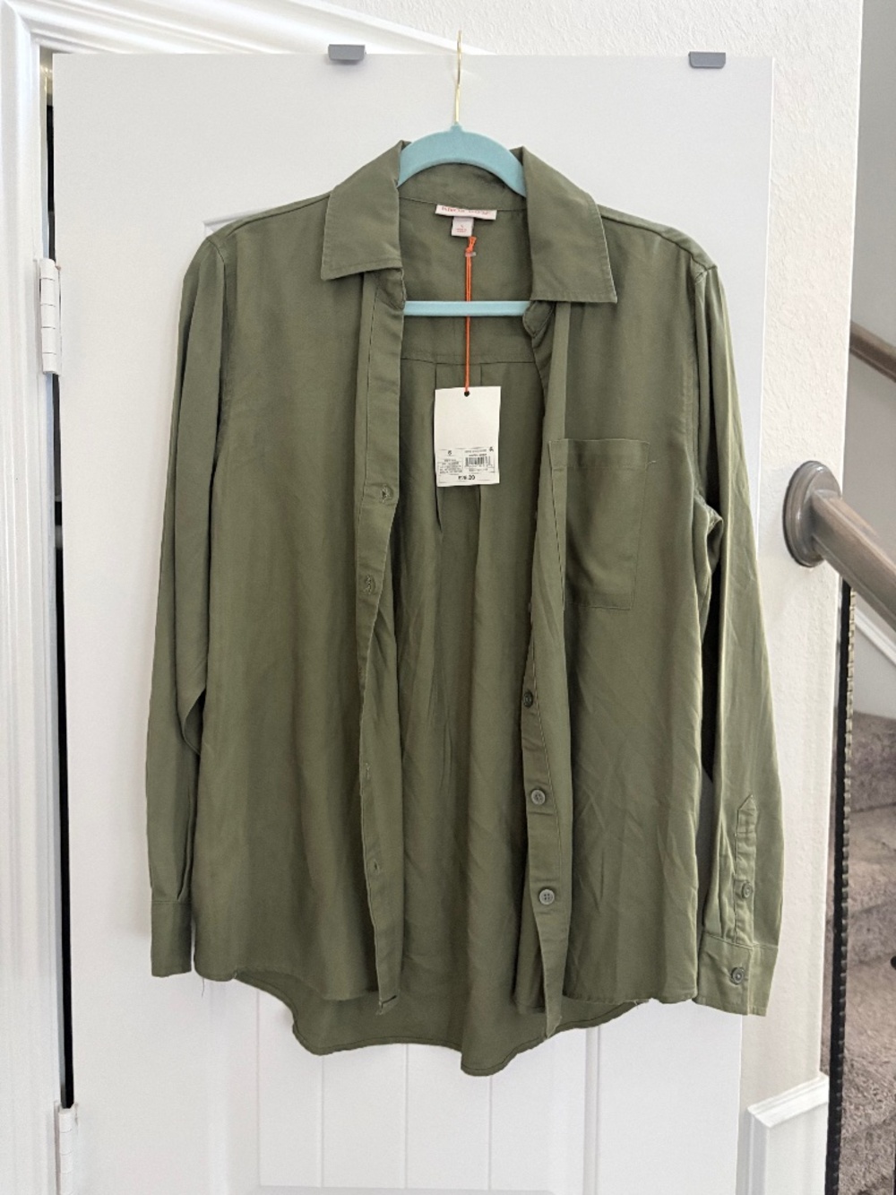 NWT Knox Rose Olive Green Relaxed Button Down Shirt Size S